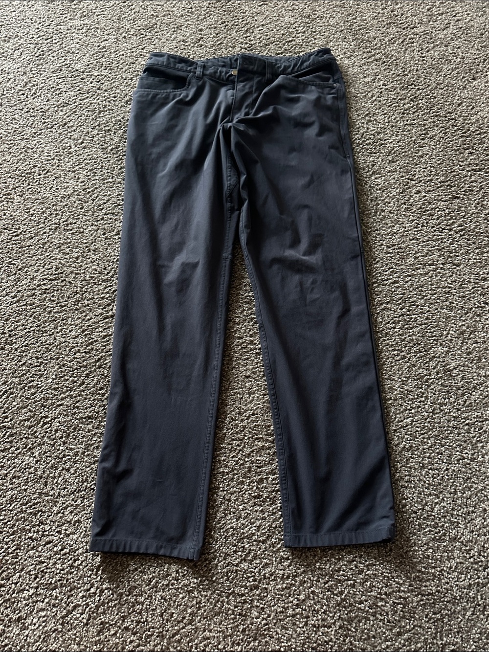 lululemon athletica Men's Straight-Leg Chinos in Navy